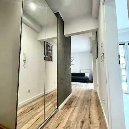 Apartment Easy Rent Apartments- Koncertowa 1 *